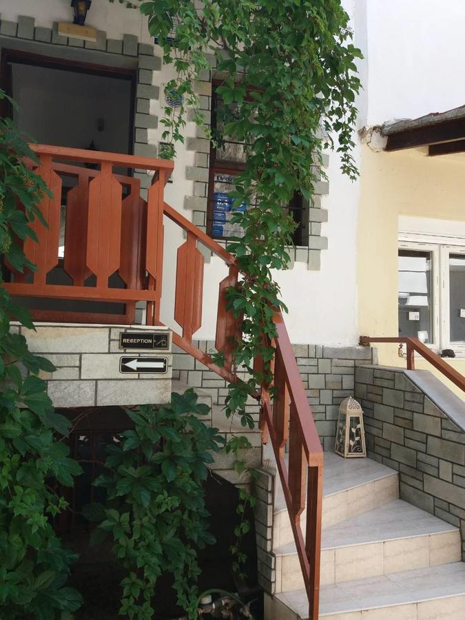 Electra Studios Торони Екстериор снимка